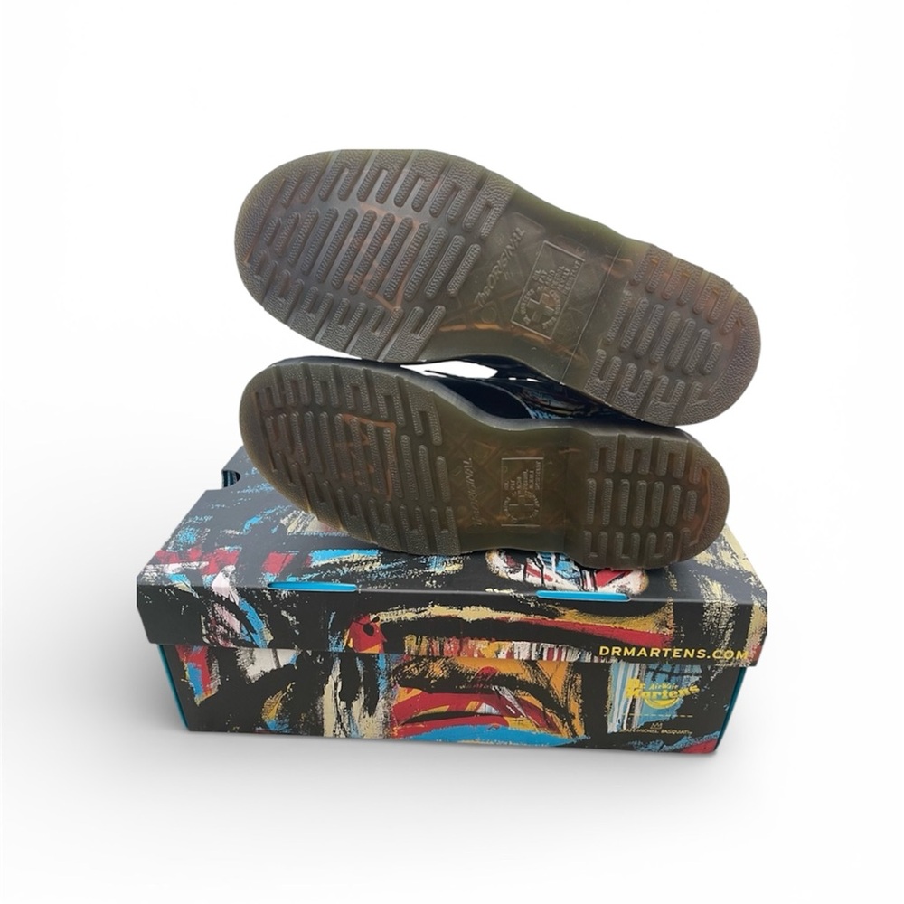 Dr. Martens x Jean-Michel Basquiat 1460 Ltd Edition Art Print Women 7 / Men 6 - Picture 2 of 8